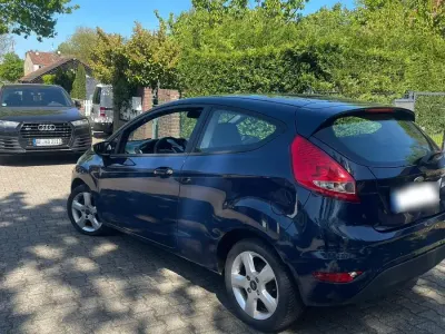 Usado Ford Fiesta 82 HP (60 kW) 2011 Azul Citadino