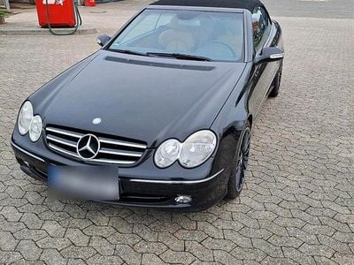 Usata Mercedes CLK320 220 CV (161 kW) 2003 Nero Cabrio