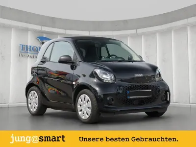 Gebraucht Smart ForTwo Coupé 60 kW (82 PS) 2024 Schwarz Kleinwagen