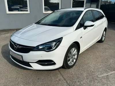 Gebraucht Opel Astra Edition 105 PS (77 kW) 2020 Weiß Limousine