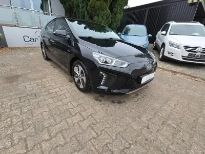 Gebraucht Hyundai Ioniq Premium 88 kW (120 PS) 2017 Schwarz Kleinwagen