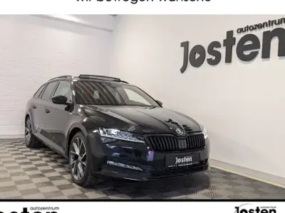 Gebraucht Skoda Superb SportLine 200 PS (147 kW) 2023 Schwarzmagic perleffekt Kombi