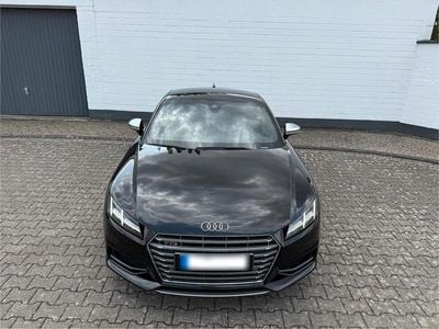 Audi TTS