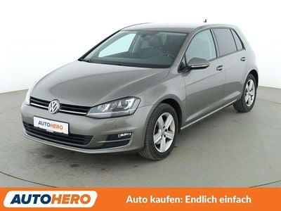 Gebraucht VW Golf VII Highline 125 PS (91 kW) 2017 Grau Limousine