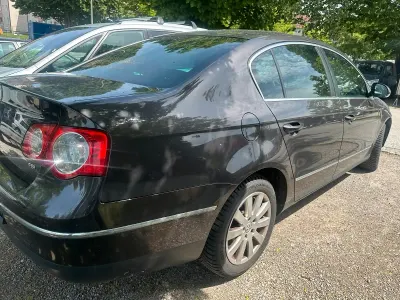 Gebraucht VW Passat 115 PS (84 kW) 2006 Schwarz Limousine