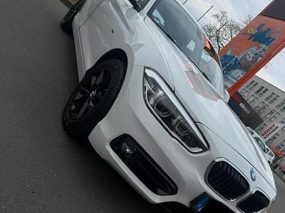 Gebraucht BMW 118 Sport Line 150 PS (110 kW) 2017 Weiß Kleinwagen
