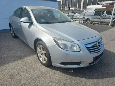 Brugt Opel Insignia Edition 140 HK (102 kW) 2009 Sølv Sedan