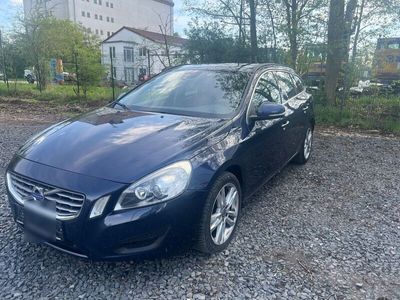 gebraucht Volvo V60 D4 AWD Geartronic Edition Pro Edition Pro