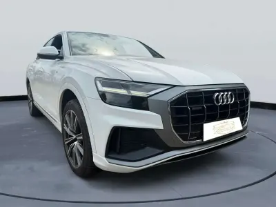 Gebraucht Audi Q8 S-Line 286 PS (210 kW) 2021 Weiß SUV