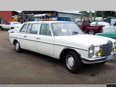Gebraucht Mercedes W115 1971 Weiß Limousine