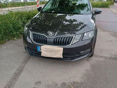 Gebraucht Skoda Octavia Tour 150 PS (110 kW) 2020 Schwarz Kombi
