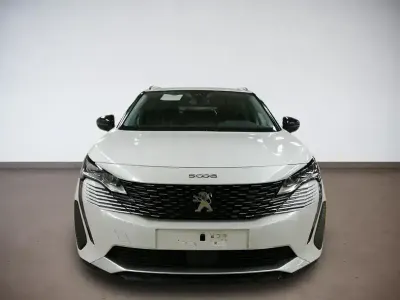 Gebraucht Peugeot 5008 Allure 131 PS (96 kW) 2022 Kwe  lack weiss perlglänzend Van / Kleinbus