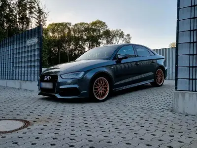Gebraucht Audi A3 180 PS (132 kW) 2014 Grau Limousine