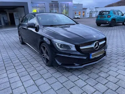 Gebraucht Mercedes CLA180 AMG 122 PS (89 kW) 2015 Schwarz Limousine