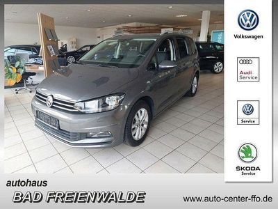 Gebraucht VW Touran Comfortline 150 PS (110 kW) 2016 Grau Van / Kleinbus