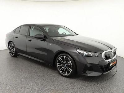 Gebraucht BMW 520 M Sport 145 PS (106 kW) 2025 Grau Limousine