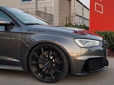 Gebraucht Audi RS3 Sport 367 PS (269 kW) 2016 Grau Limousine