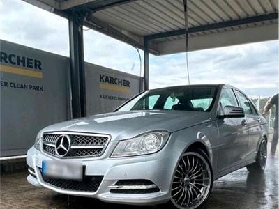 Gebraucht Mercedes C200 136 PS (100 kW) 2011 Silber Limousine