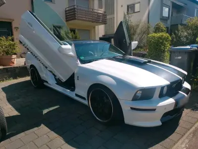 Gebraucht Ford Mustang GT 320 PS (235 kW) 2007 Weiß Coupé