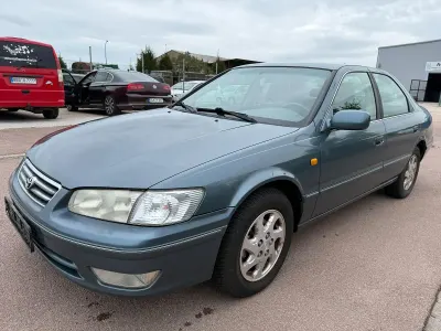 Gebraucht Toyota Camry 184 PS (135 kW) 2000 Grau Limousine