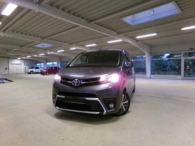 Gebraucht Toyota Proace Verso Comfort 144 PS (105 kW) 2022 Grau Van / Kleinbus
