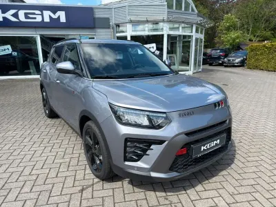 Neu KGM Tivoli 163 PS (119 kW) 2026 Silber SUV