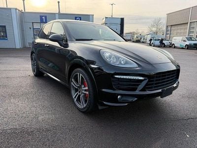 Second-hand Porsche Cayenne GTS 420 CP (308 kW) 2013 Negru SUV