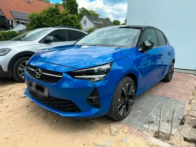 Gebraucht Opel Corsa-e Ultimate 100 kW (136 PS) 2021 Blau Kleinwagen