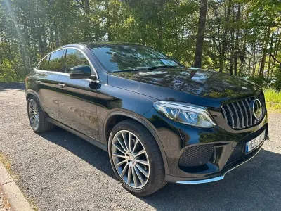 Używany Mercedes GLE350 AMG 258 KM (189 kW) 2016 Czarny Coupe