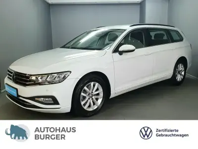 Gebraucht VW Passat Business 150 PS (110 kW) 2023 Weiß Kombi