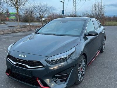Gebraucht Kia ProCeed 204 PS (150 kW) 2023 Grau Kombi