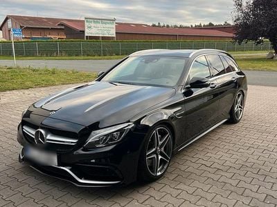 Mercedes C63 AMG