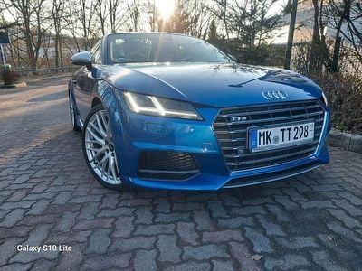 Gebraucht Audi TT Roadster Ambiente 310 PS (228 kW) 2016 Blau Cabrio