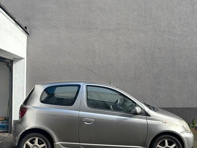 Gebraucht Toyota Yaris 105 PS (77 kW) 2001 Kleinwagen