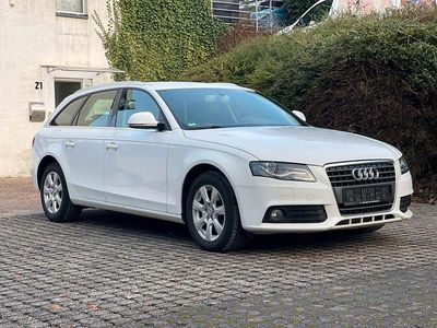 Weiß Gebraucht 2009 Audi A4 Ambiente Kombi | 5.480 € (Fairer Preis)