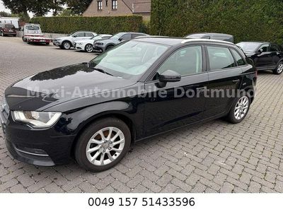 Gebraucht Audi A3 Attraction 105 PS (77 kW) 2015 Schwarz Limousine