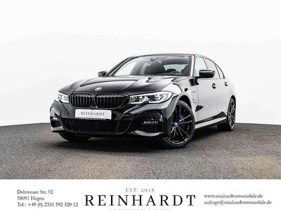 Gebraucht BMW 330e M Sport 292 PS (214 kW) 2021 Black sapphire metallic Limousine