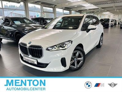 Weiß Gebraucht 2024 BMW 218 Performance Van / Kleinbus | 27.890 € (Fairer Preis)