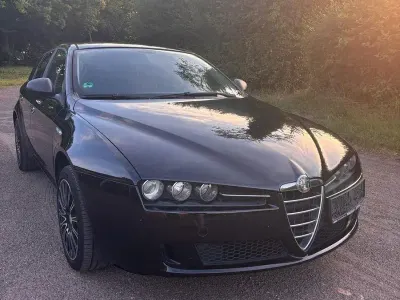 Gebraucht Alfa Romeo 159 140 PS (102 kW) 2009 Schwarz Kombi