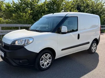 Gebraucht Fiat Doblò 90 PS (66 kW) 2016 Weiß Van / Kleinbus