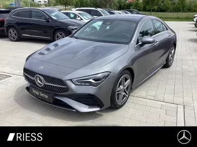Gebraucht Mercedes CLA200 AMG 150 PS (110 kW) 2025 Metalliclack mountaingrau Coupé