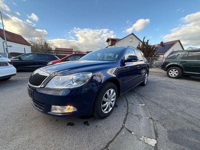 Gebraucht Skoda Octavia Impuls Edition 105 PS (77 kW) 2011 Blau Kombi
