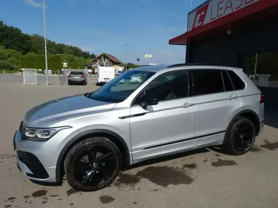 Gebraucht VW Tiguan R-line 150 PS (110 kW) 2022 Silber SUV