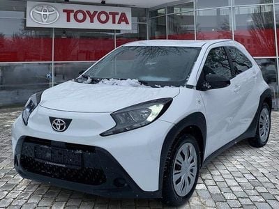 Gebraucht Toyota Aygo X Play 72 PS (52 kW) 2023 Weiß SUV