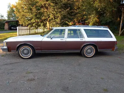 Gebraucht Oldsmobile Custom Cruiser 140 PS (102 kW) 1985 Weiß Kombi