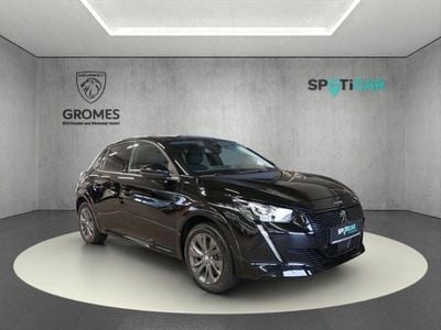 Gebraucht Peugeot 208 Allure 100 kW (136 PS) 2022 Schwarz Kleinwagen