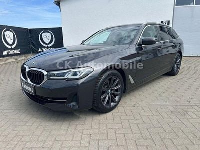Second-hand BMW 520 Sport Line 190 CP (139 kW) 2023 Gri Berlinǎ
