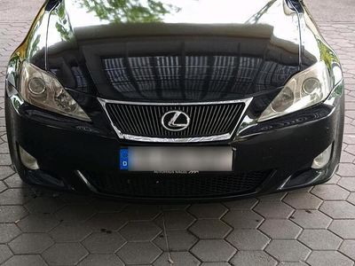 Lexus IS220