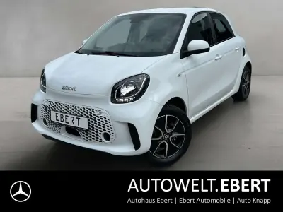 Gebraucht Smart ForFour Electric Drive Passion 60 kW (82 PS) 2021 Weiß Limousine