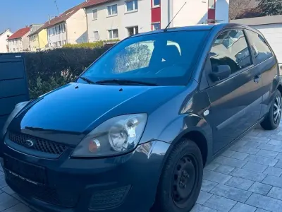 Gebraucht Ford Fiesta 70 PS (51 kW) 2006 Grau Kleinwagen